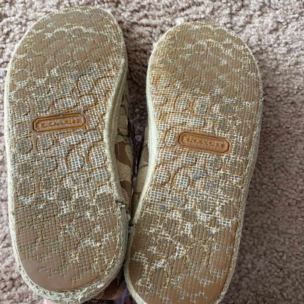 Coach Slides - Picture 5 of 7